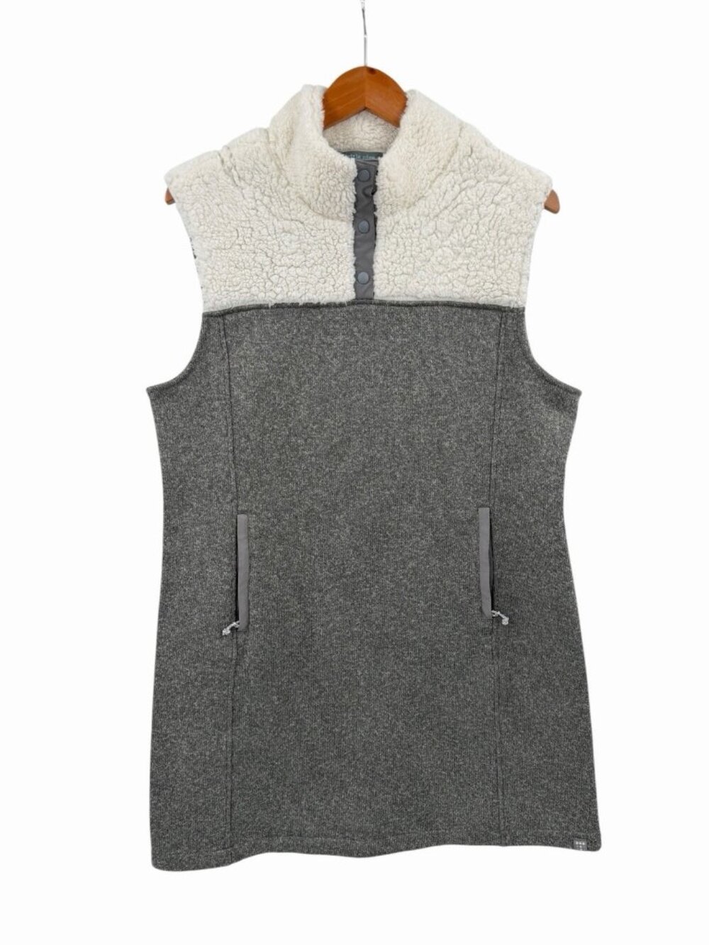 TITLE NINE Women's Gray Cream Sherpa Trim Callitrix Fleece Popover Vest XL